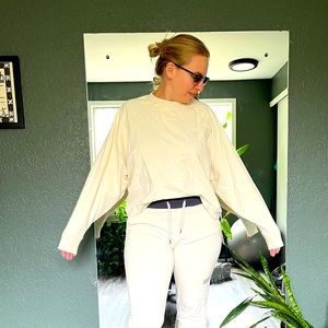 Vuori lounge sweatshirt size L